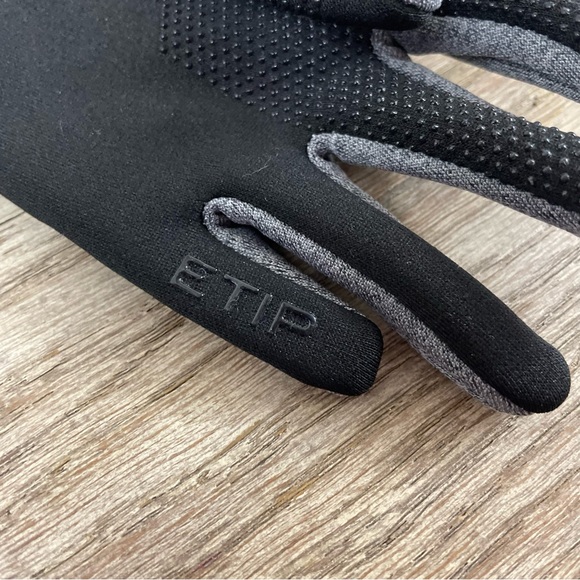 The North Face Kids Recycled ETIP Glove In Heather Grey NWT - Picture 8 of 12